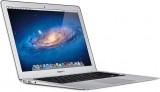 Apple MacBook Air (MC968) -  1